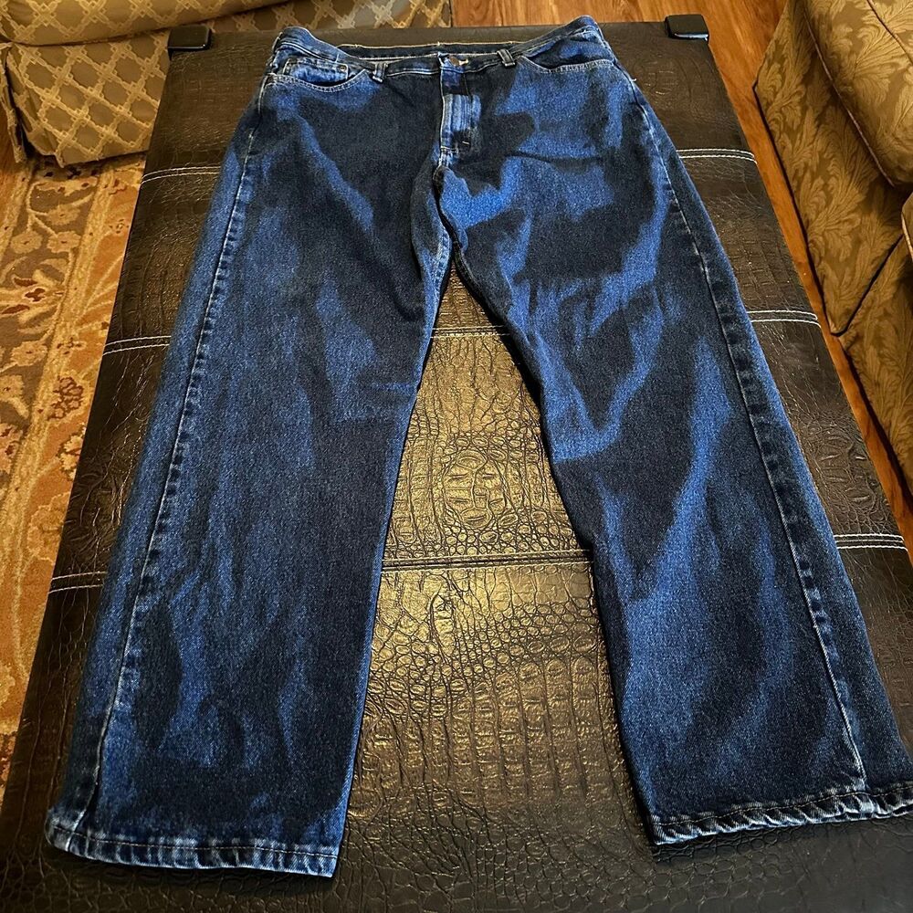 Wrangler Relaxed Fit Blue Jeans Men's TAG SIZE 38x32